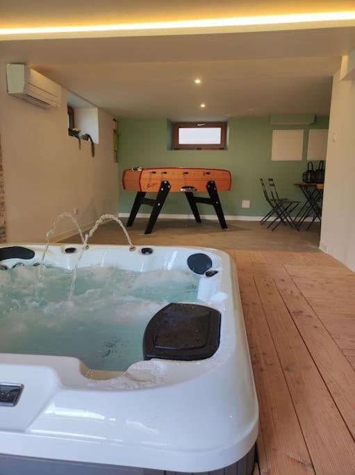 Gite Papillon 6 A14 Personnes - Jacuzzi 제라르메르 외부 사진