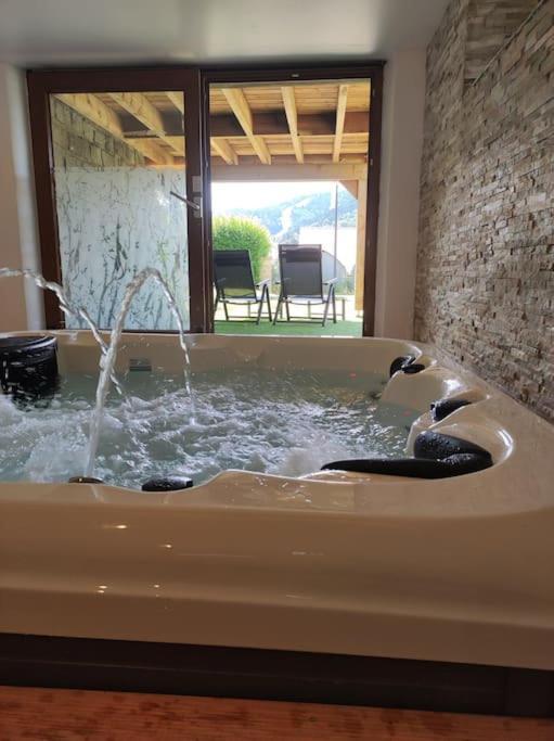 Gite Papillon 6 A14 Personnes - Jacuzzi 제라르메르 외부 사진